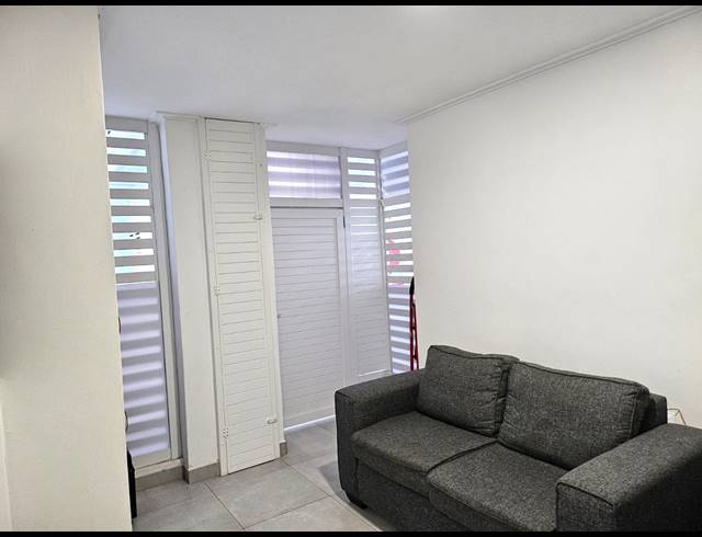2 BEDROOM APARTMENT FOR SALE IN UMHLANGA RIDGE